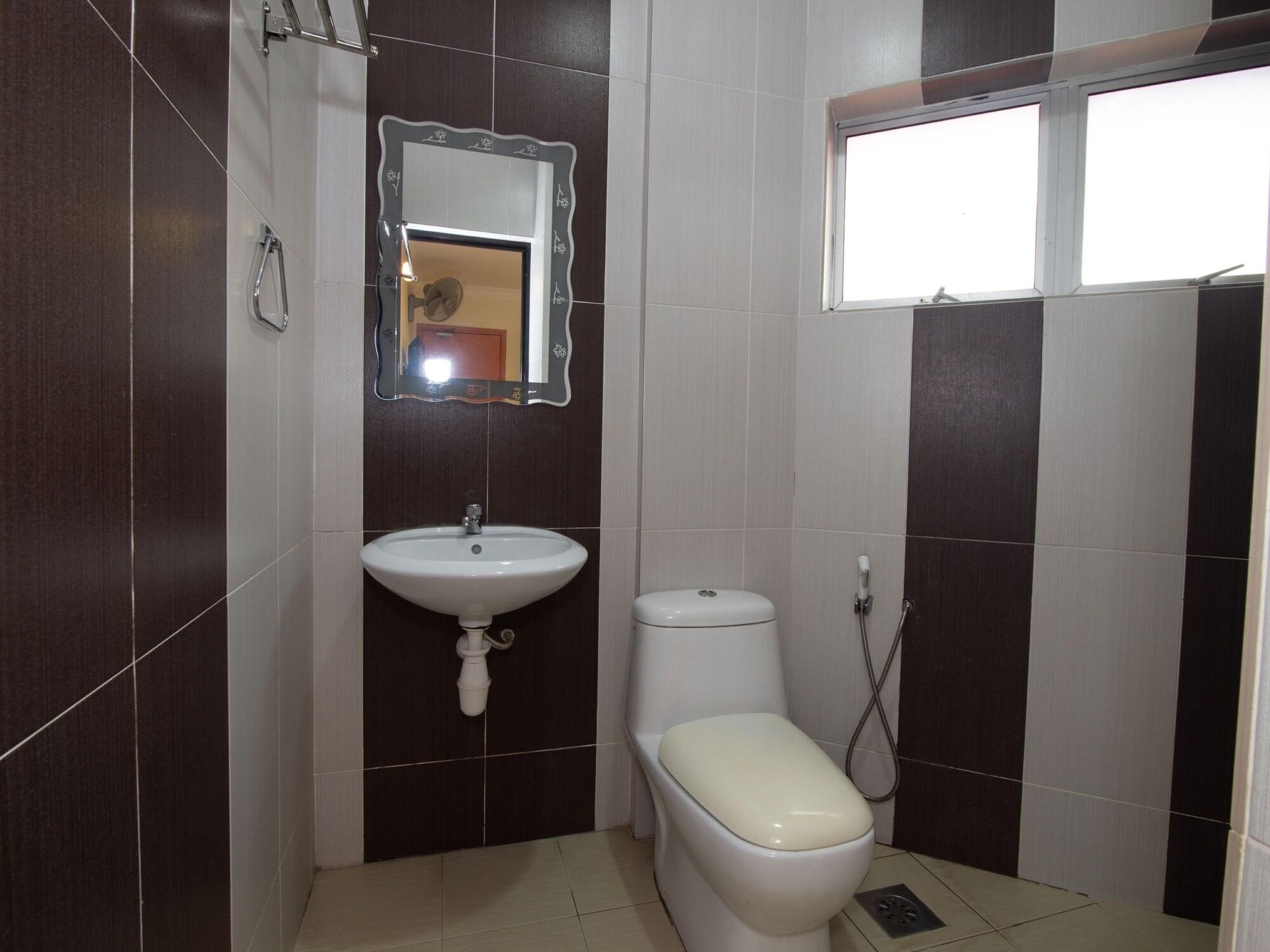 Oyo 424 Kk Inn Hotel Ampang  Εξωτερικό φωτογραφία