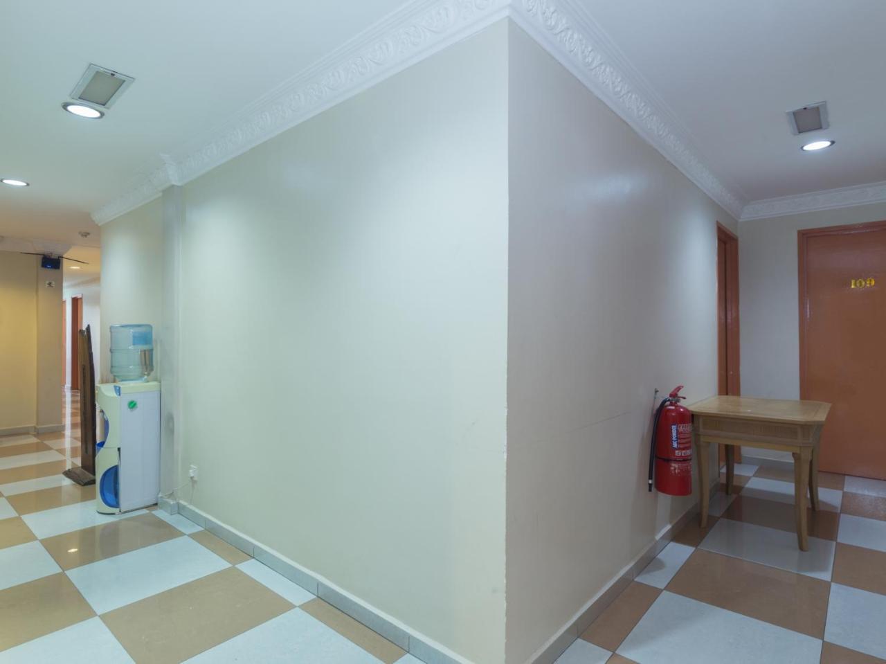 Oyo 424 Kk Inn Hotel Ampang  Εξωτερικό φωτογραφία